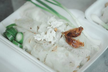 Por Pia Sod in Thai, taze sebzeler, lahanalar, sebzeler paketlenmiş pirinç yaprağı hamuru