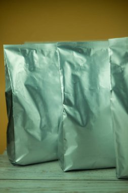 Retail pack hermetic pouches. Metallic coffee tea retail package design.