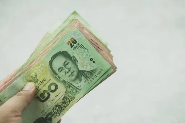 Thajská Bankovka Dvacet Sto Ruční Rozdávání Peněz Peníze Splacený Dluh — Stock fotografie