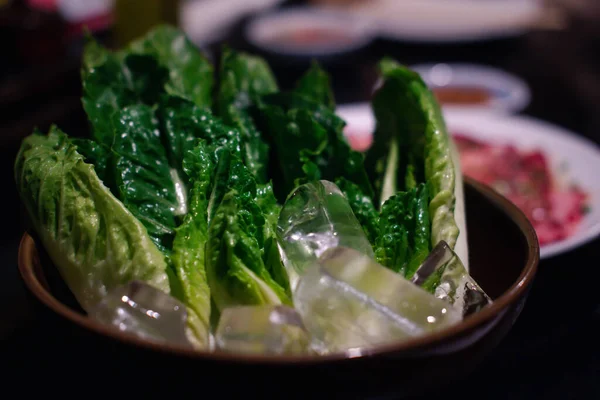 Fresh Cos Vegetables Ice Cubes Grill Buffet — Stock Photo, Image