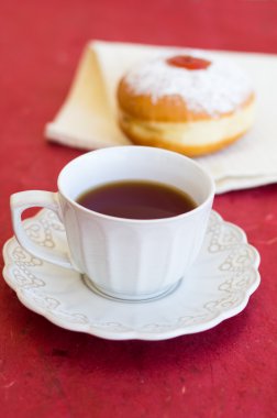 bir bardak çay ile taze çörek