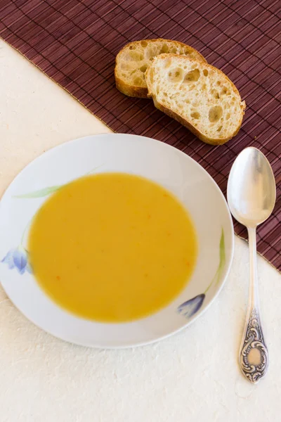 Soup of red lentils with herbs and spices — Stock Photo, Image