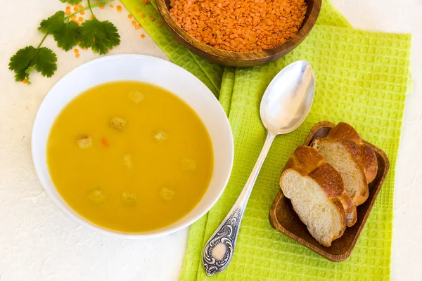 Soup of red lentils with herbs and spices — Stock Photo, Image