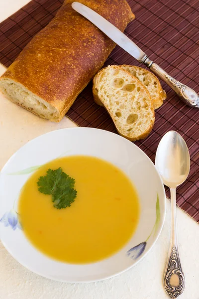 Soup of red lentils with herbs and spices — Stock Photo, Image