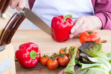 adam kesme sebzeleri için sağlıklı salata