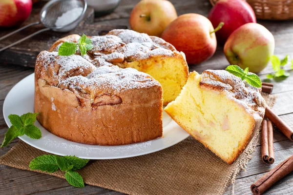 Spons Cake Chiffon Cake Met Appels Zacht Heerlijk Met Ingrediënten — Stockfoto