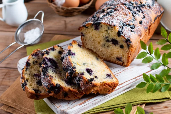 Home Baked Cake Blueberries Rustic Wooden Table — 스톡 사진