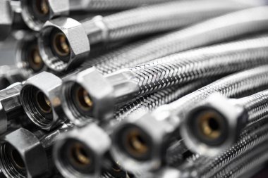 Esnek su giriş hortumu