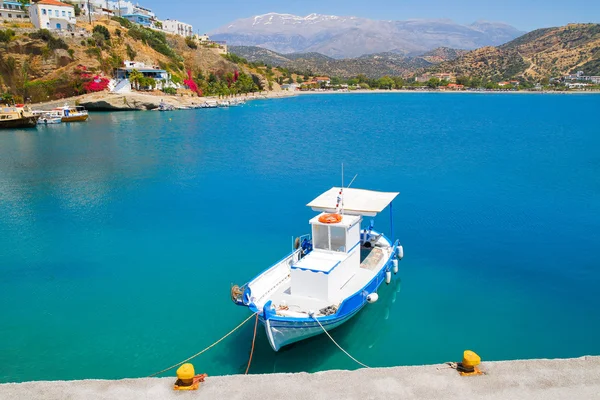 Small blue and white fishing boat. — Stock Photo, Image