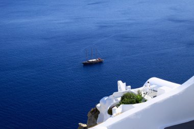 Ege Denizi'ndeki Kiklad volkanik Adası santorini.