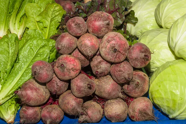 Delicious fresh ripe beetroots — Stock Photo, Image
