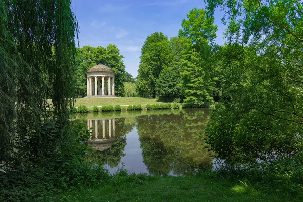 Uniek Uitzicht Leibniz Tempel Georgengarten Park Hannover Duitsland — Stockfoto