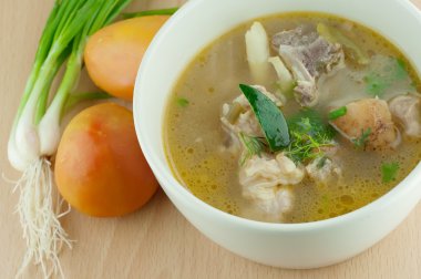 Domuz ayağı baharatlı limon çorbası Tayland gıda