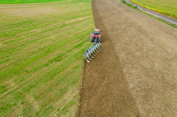 Green Tractor Plows Ground Railway Top View Preparing Soil Sowing — Stock Photo, Image