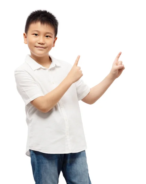 Inteligentny Dzieciak Palcami Wskazującymi Prezentującymi Noszący Białą Koszulę Odizolowaną Białym — Zdjęcie stockowe