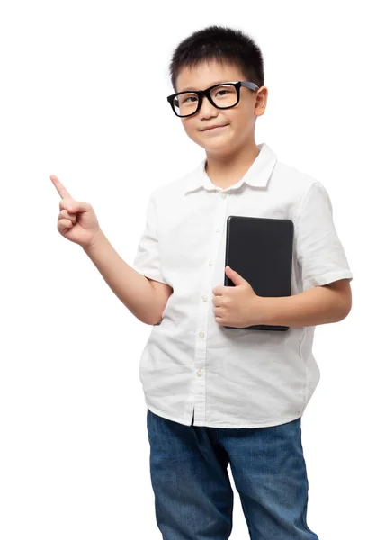 Criança Apontando Para Lado Apresentando Segurando Tablet Usando Óculos Camisa — Fotografia de Stock