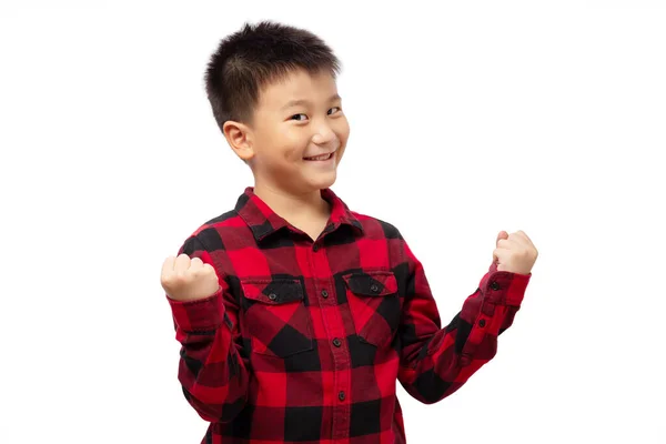 Criança Feliz Vestindo Camisa Vermelha Com Sorriso Punho Bomba Conceito — Fotografia de Stock