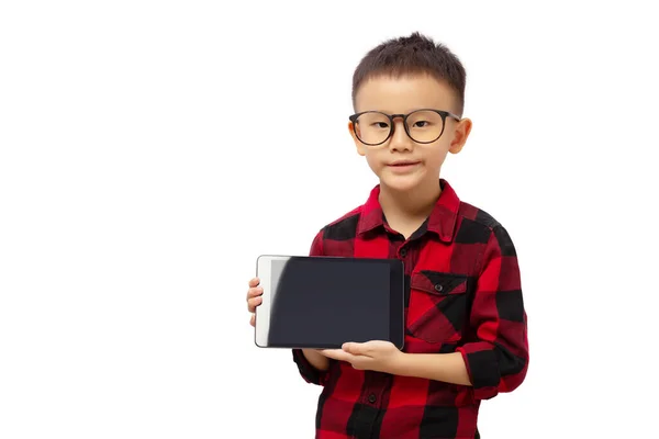Criança Inteligente Usando Óculos Sorrindo Com Mão Segurando Tablet Para — Fotografia de Stock