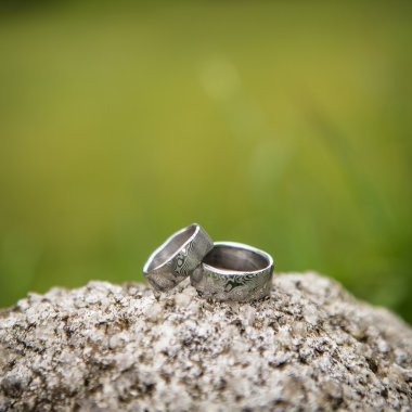 Evlilik yüzükleri.