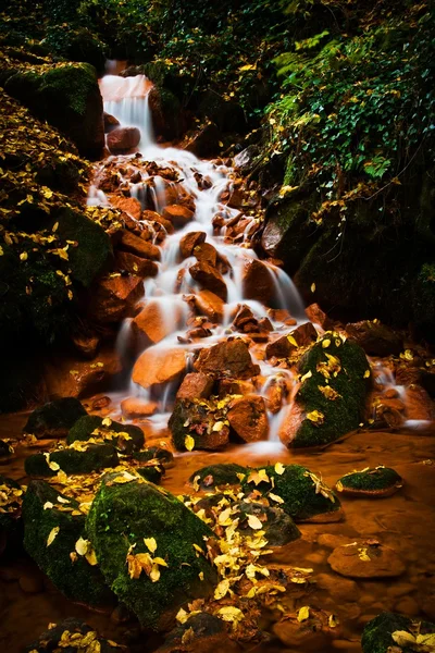 Wasserfall — Stockfoto