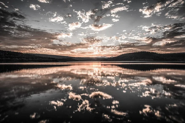 Tramonto al Lago — Foto Stock