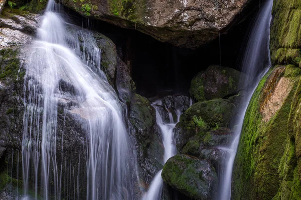 Waterfall Black Stream Hejnice — 图库照片