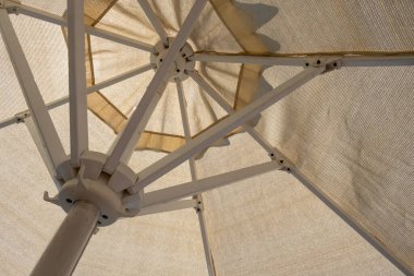 Yakın plan güneş şemsiyesi arka planı. Ön görünüm