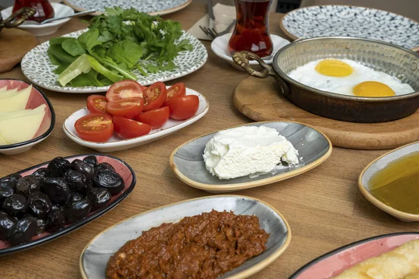 Сніжний Стіл Традиційний Турецький Стіл Сніданку Serpme Kahvalti Сніданок Турецькому — стокове фото