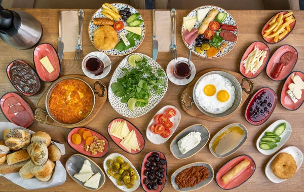 Frühstückstisch Vorhanden Traditioneller Türkischer Frühstückstisch Serpme Kahvalti Türkisches Frühstück — Stockfoto