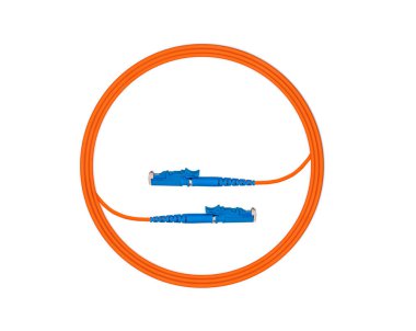 İzole edilmiş beyaz arkaplanda fiber Optik Yama Kordonu