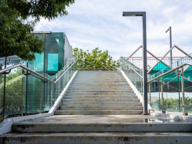 Boş halk yaya geçidi yaya köprüsü 