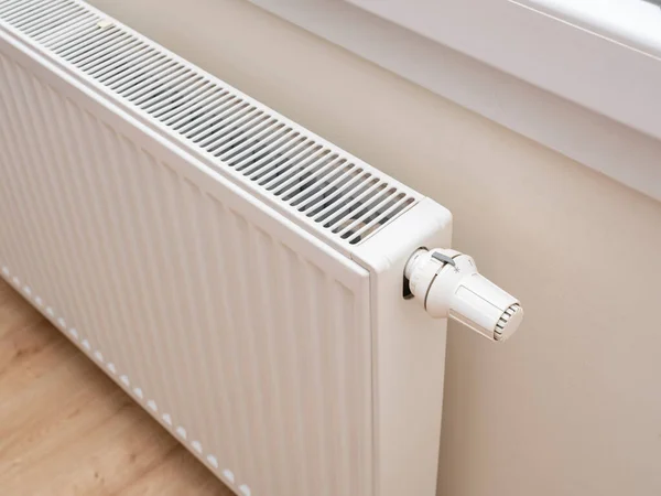 Modern White Radiator Thermostat — 스톡 사진