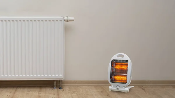 Radiator Heater Front View — 图库照片