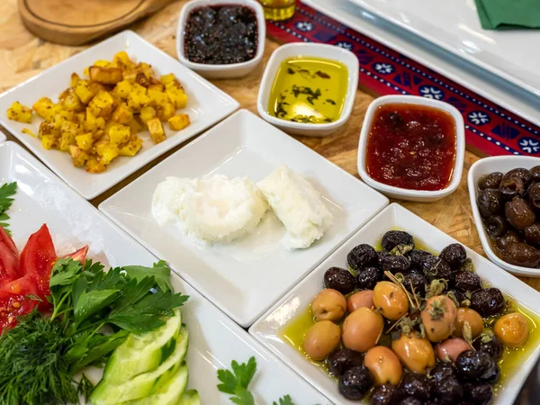 Ontbijt Tafel Traditionele Siirt Ontbijt Gerechten Bovenaanzicht — Stockfoto