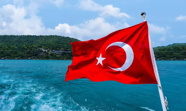 Turkish Flag Sea Background Close Istanbul Turkey — Stok fotoğraf