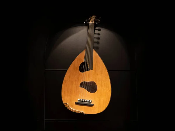 Oud; bir ortadoğu müzik aleti