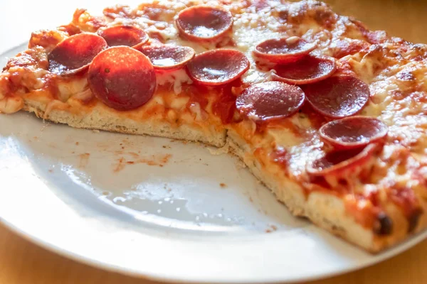 Delicious Salami Pizza Close Macro View Cheese Tomato Sauce Delicious — Stock Photo, Image