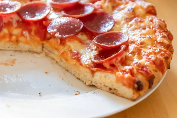 Delicious Salami Pizza Close Macro View Cheese Tomato Sauce Delicious — Stock Photo, Image