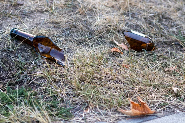 Glasflasche Auf Dem Boden Zerbrochen — Stockfoto