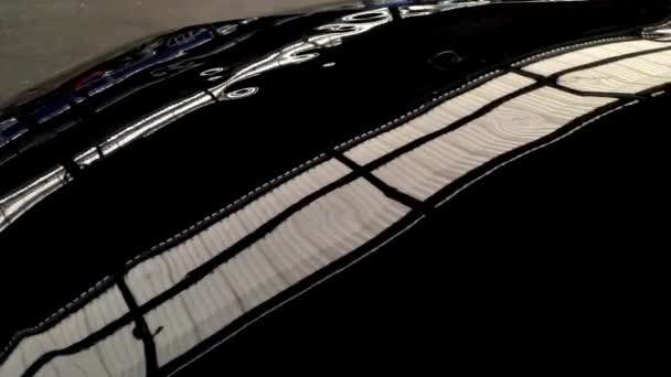 Capotta Motore Auto Con Molti Danni Grandine Ammaccature Mostrano Forze — Video Stock