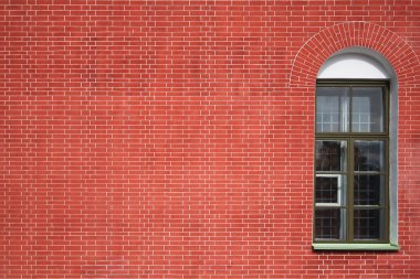 Pencereli tuğla duvar