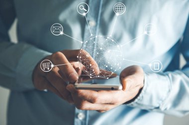 ekranda ağı olan bir adam cep telefonu
