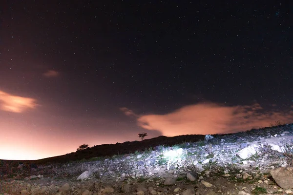 山の中の美しい夜 — ストック写真