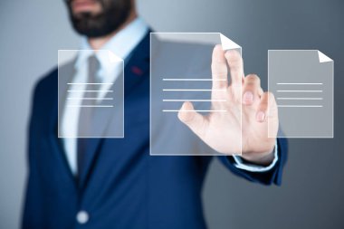 ekrandaki adam parmak dokunuşu dosyası