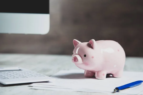Piggy Bank Computer Desk — Stock Photo, Image