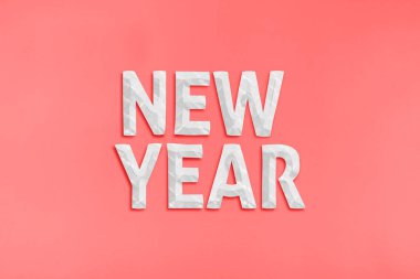 2022 Mutlu Yıllar. Arkaplanda tahıl ve gürültü var. Buon anno (Frohes Neues Jahr) 2022 yeni yıl tatili (Feliz Ano Novo) yeni yıl partisi animasyonu 4k. Bonne anne ya da Shana Tova diliyor ki.