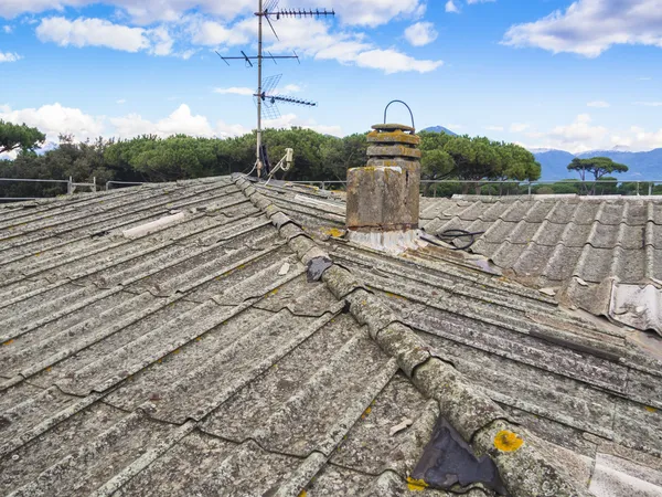 Asbestos roof — Stock Photo, Image