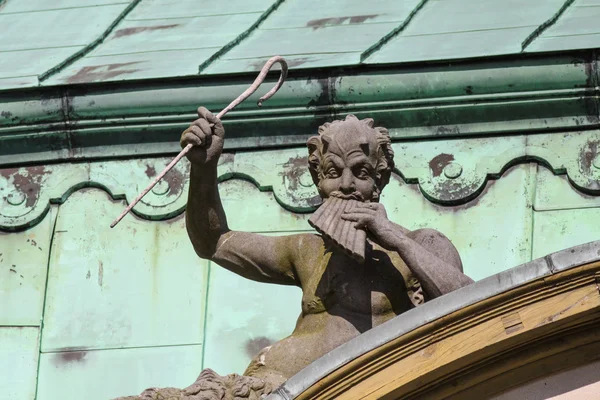 pan, doğa tanrısı heykeli