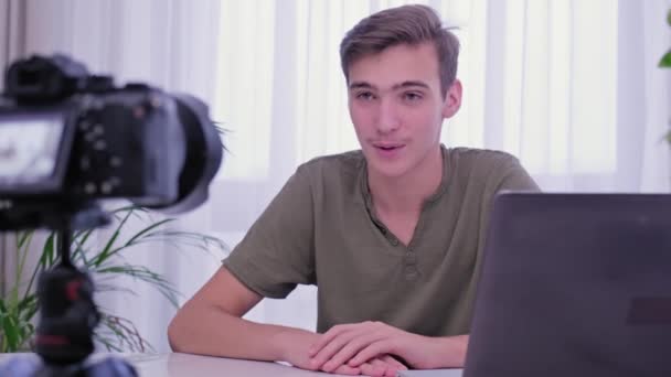 Man Blogger Videotapes His Vlog Home Teenage Boy Recording His — Stock Video