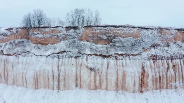 Drone Vola Sopra Vecchia Cava Gesso Innevato Inverno Bellissimo Paesaggio — Video Stock